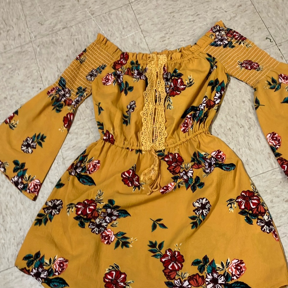 Women’s dress